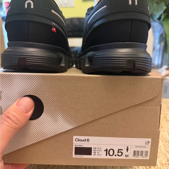 ON CLOUD CLOUD 6 sz 10.5 mens new in box online for $160 plus tax EVERYWHERE!!! - Picture 5 of 5